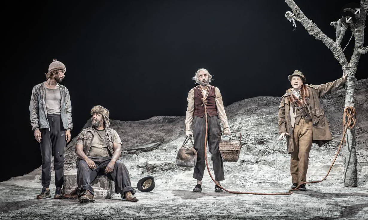 قراءة في مسرح العبث